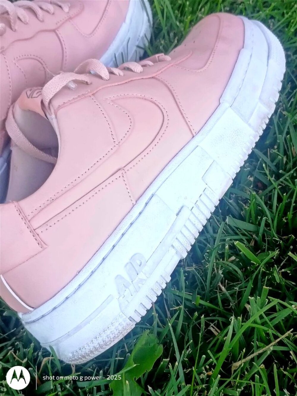 Nike Air Force 1 Pixel Particle Beige 8.5 - Image 4
